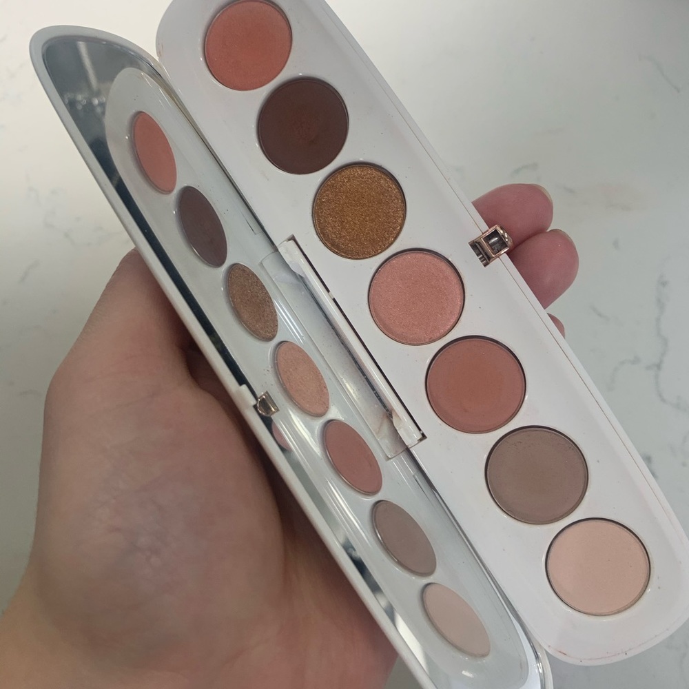 Marc Jacob’s Eye-Conic Eyeshadow Palette in Fantascene